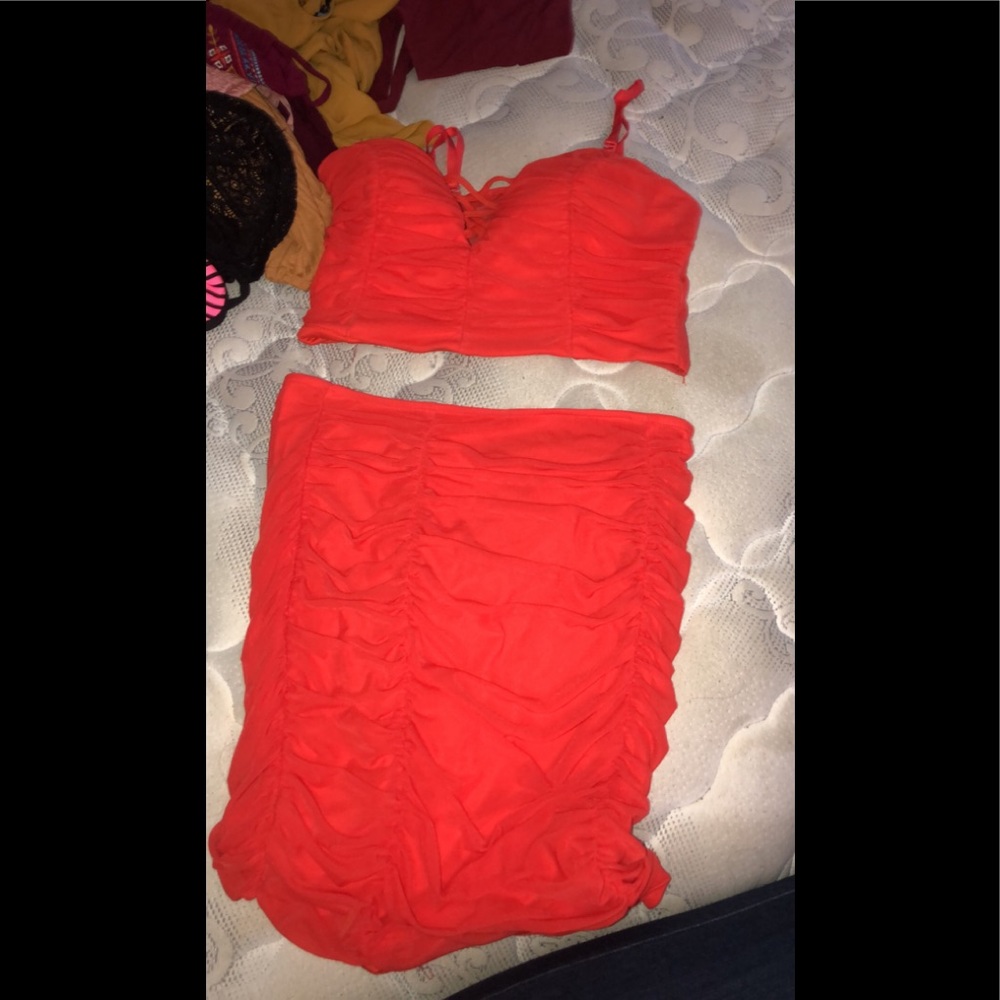 Two set dress